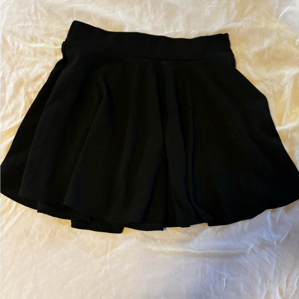 Elegant Black Skater Skirt
